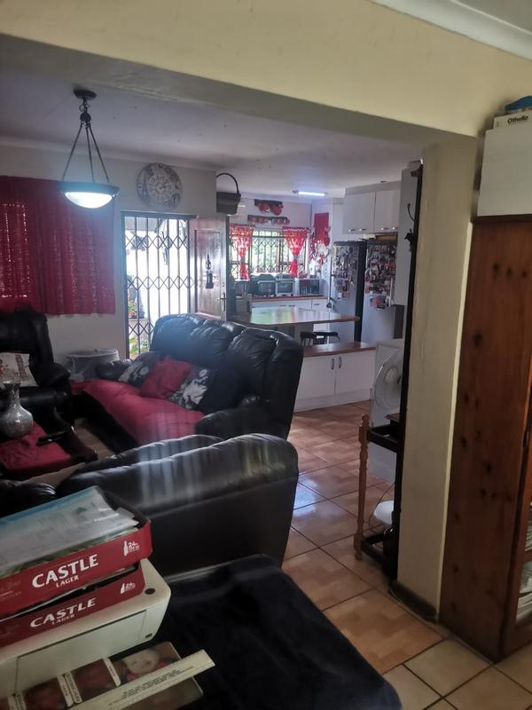 2 Bedroom Property for Sale in Vaalpark Free State